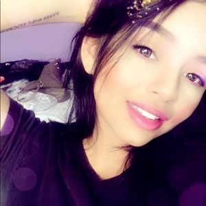 Meet your Posher, Joseline